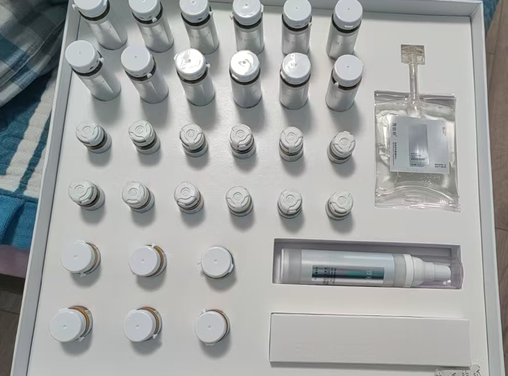 暨欧研熊果苷精粹焕颜套